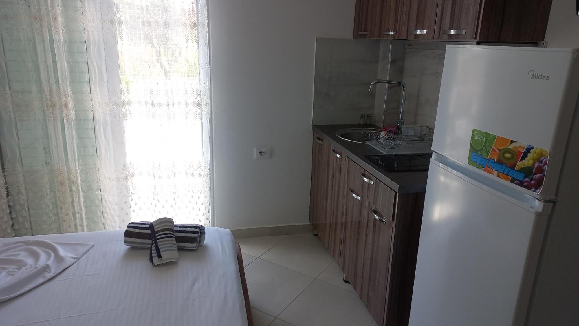 Arjan Dyli Guesthouse Ksamil Kamer foto